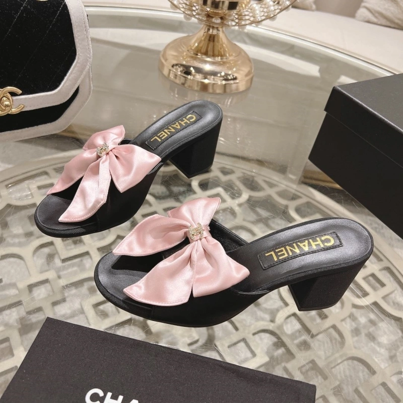 Compact Chxnxl Slippers 128028