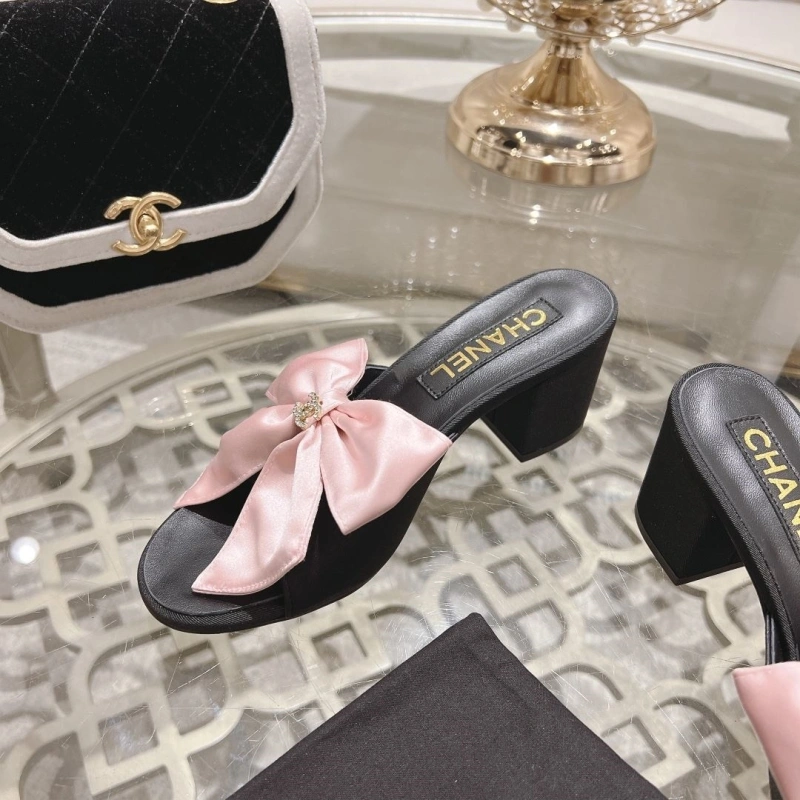 Compact Chxnxl Slippers 128028