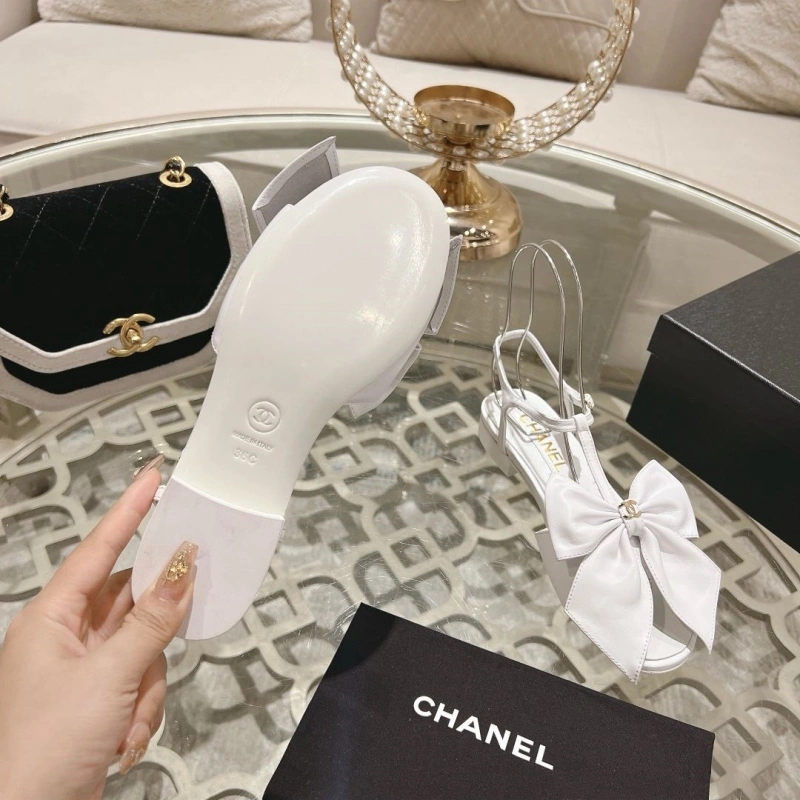 Efficient Chxnxl Sandals 128477