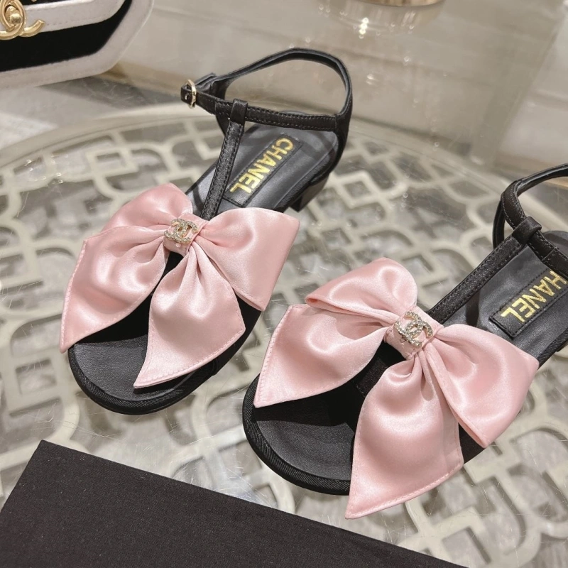 Versatile Chxnxl Sandals 128475