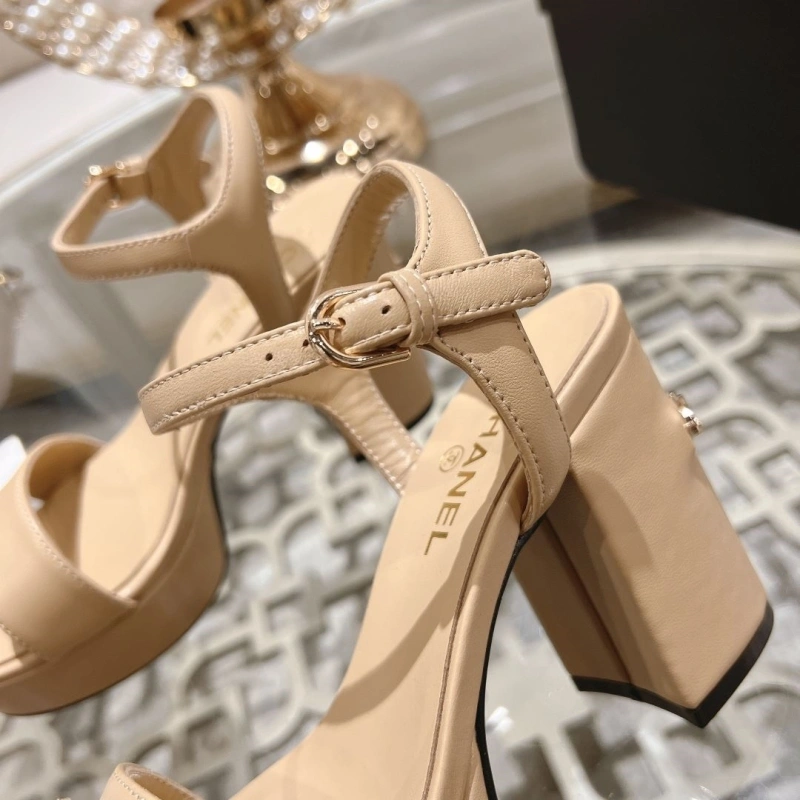 Chxnxl Sandals Bright 128473