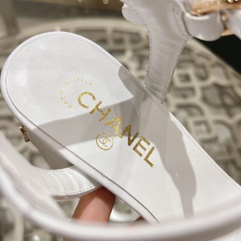 DailyWear Chxnxl Sandals 128463