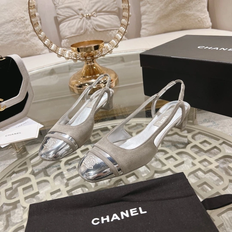 ModernLook Chxnxl Sandals 128448