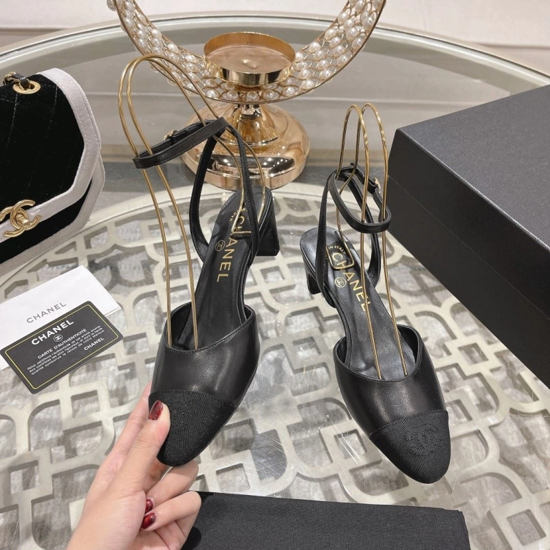 Timeless Chxnxl Sandals 128439