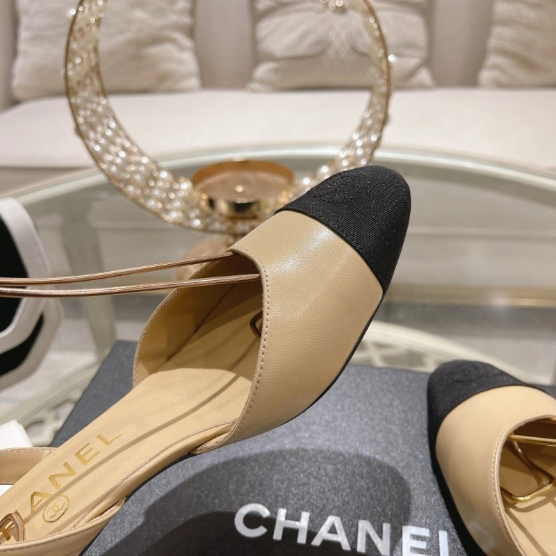 Sleek Chxnxl Sandals 128441
