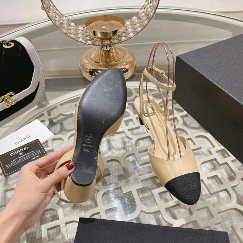 Sleek Chxnxl Sandals 128441