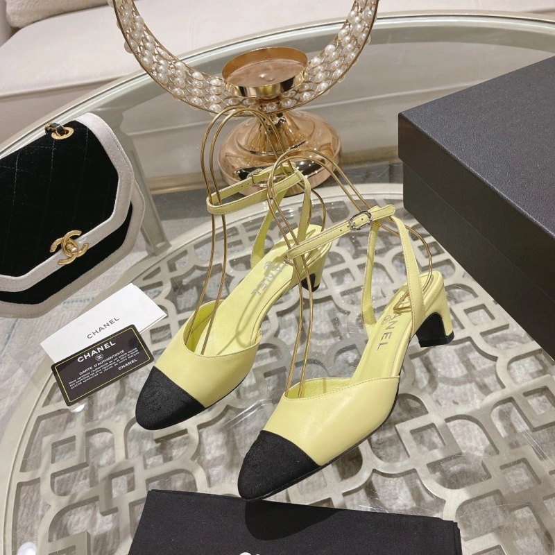 Chxnxl Sandals Bright 128437