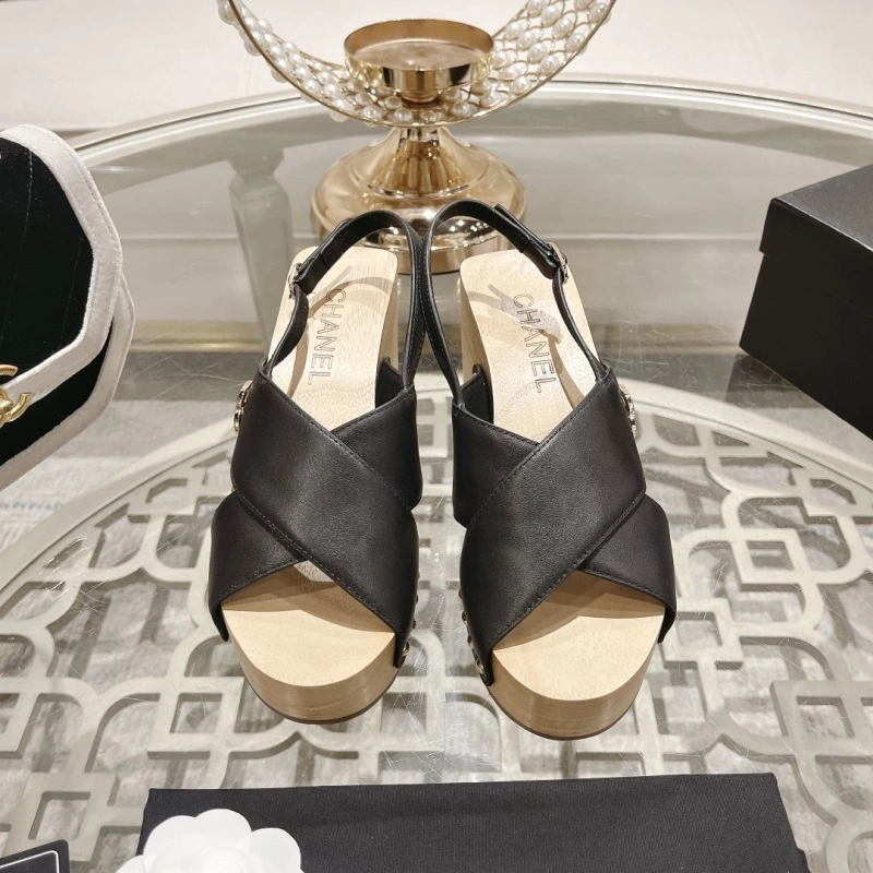 Classic Chxnxl Sandals 128424