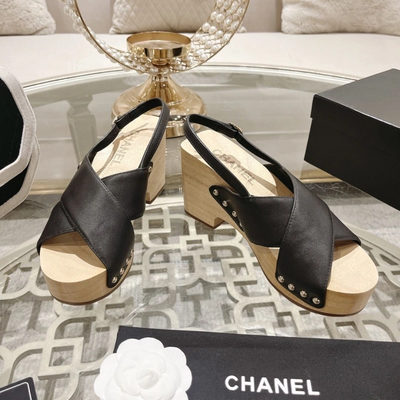 Classic Chxnxl Sandals 128424