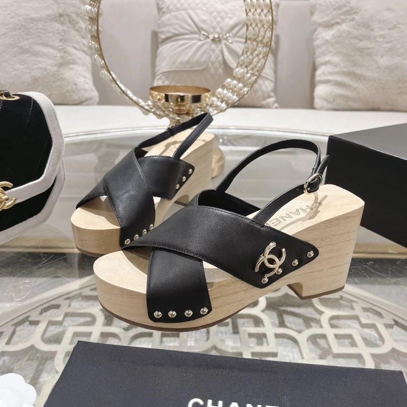 Classic Chxnxl Sandals 128424