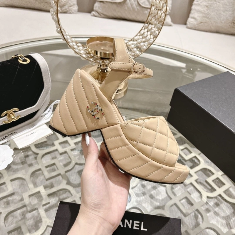 Classic Chxnxl Sandals 128418
