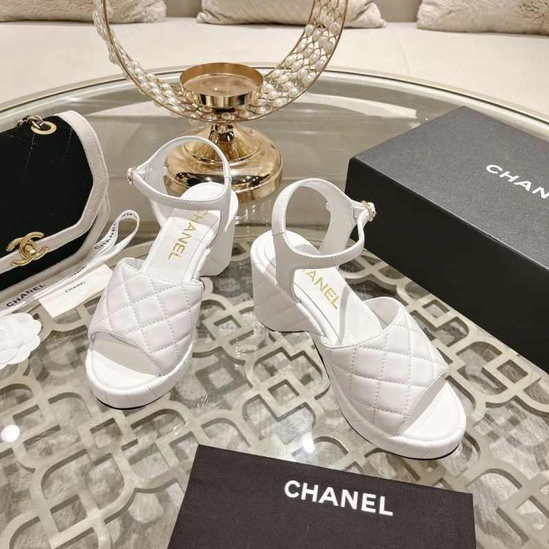 Efficient Chxnxl Sandals 128417