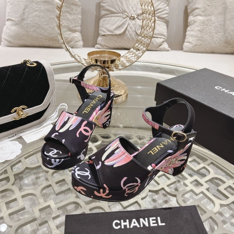 Sophisticated Chxnxl Sandals 128419