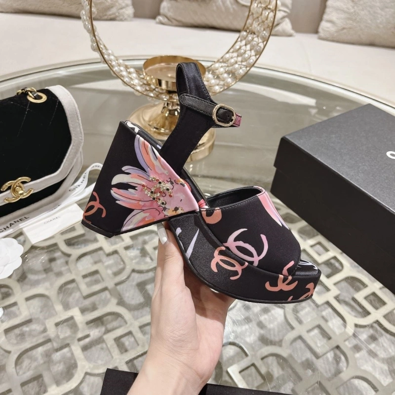Sophisticated Chxnxl Sandals 128419
