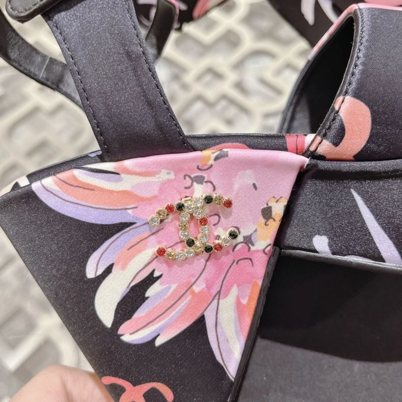 Sophisticated Chxnxl Sandals 128419