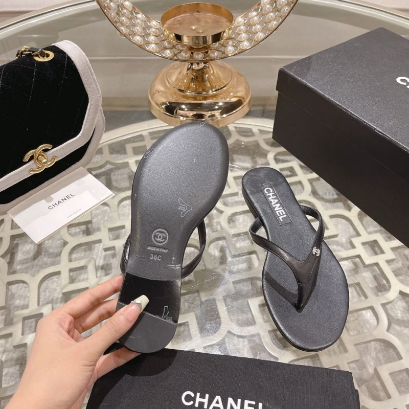 UrbanStyle Chxnxl Slippers 128019