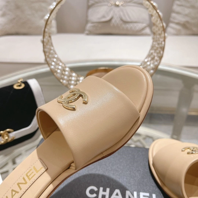 ModernLook Chxnxl Slippers 128009
