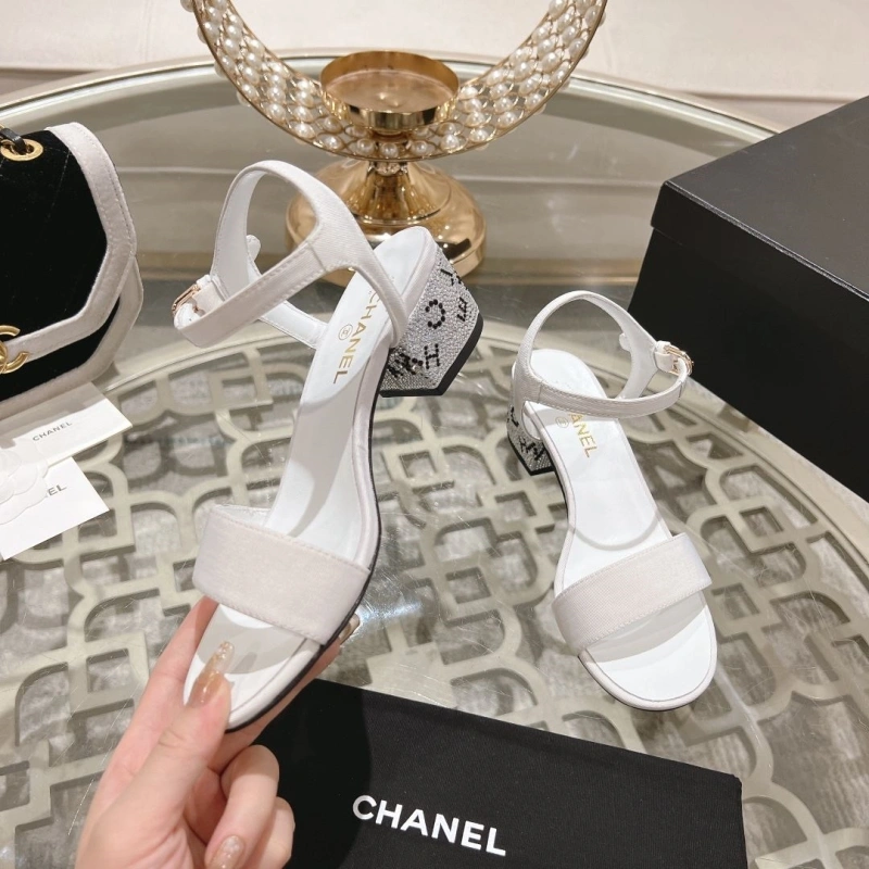 HighQuality Chxnxl Sandals 128411