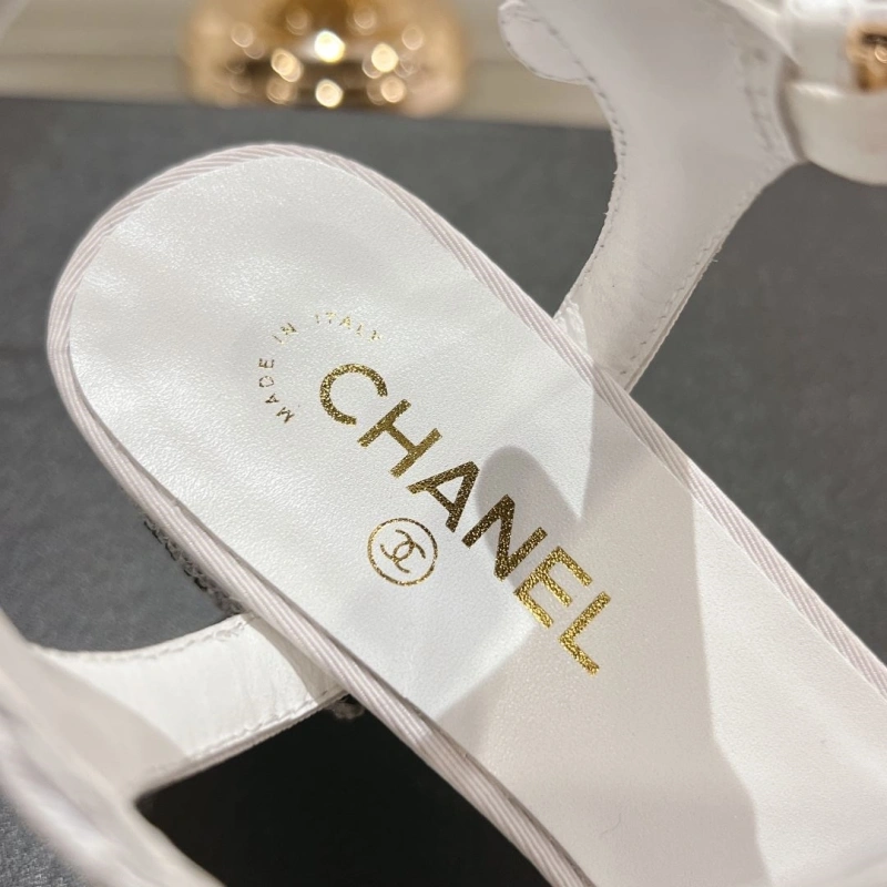 HighQuality Chxnxl Sandals 128411