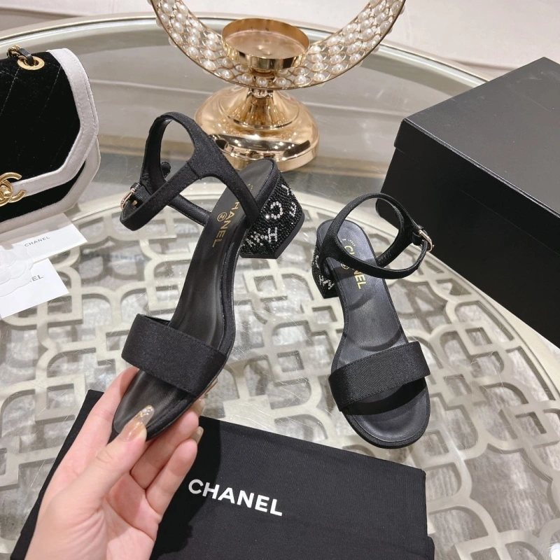 Resilient Chxnxl Sandals 128405