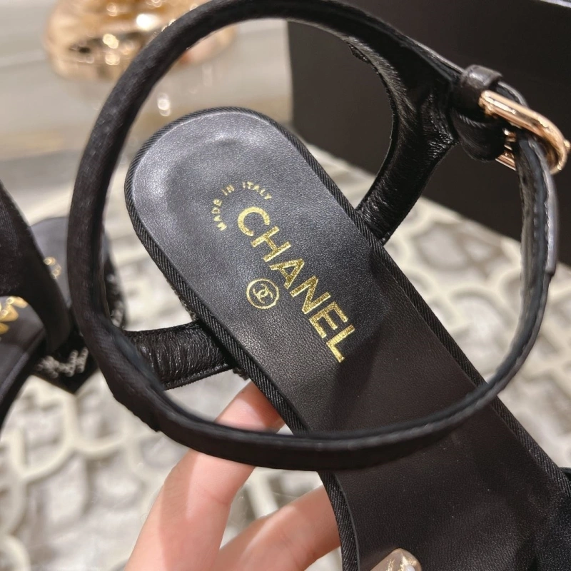 Resilient Chxnxl Sandals 128405
