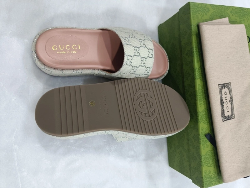 Vibrant Gxccx Slippers 162275