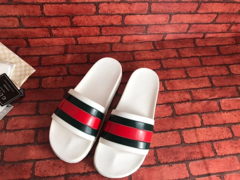 Resilient Gxccx Slippers 162270