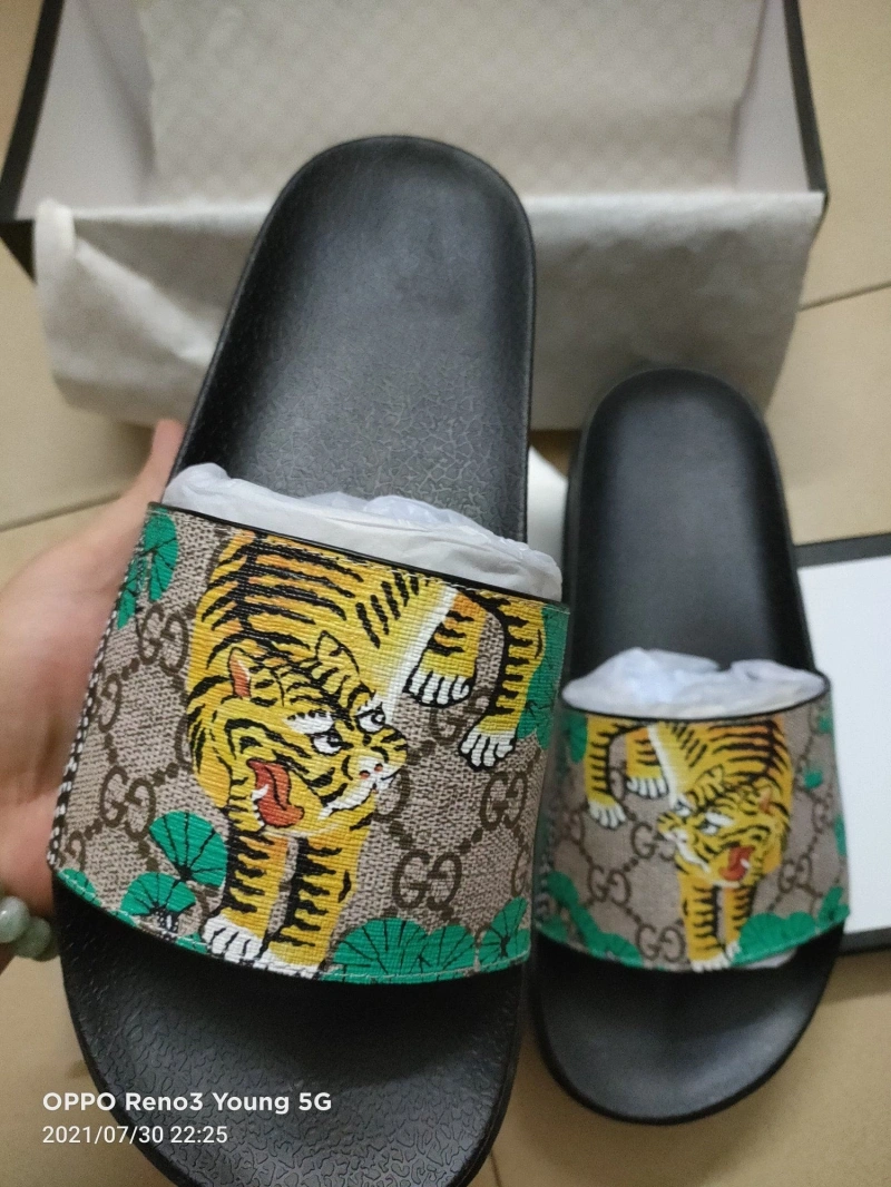 Stylish Gxccx Slippers 162266