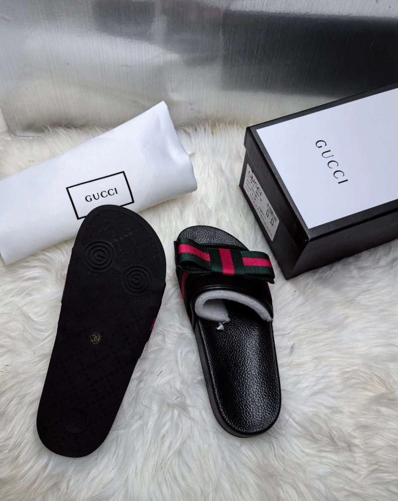 Sleek Gxccx Slippers 162264
