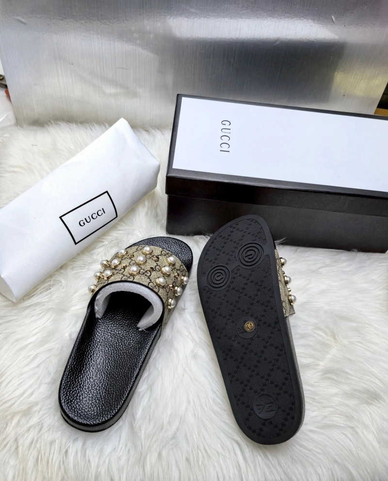 Timeless Gxccx Slippers 162263
