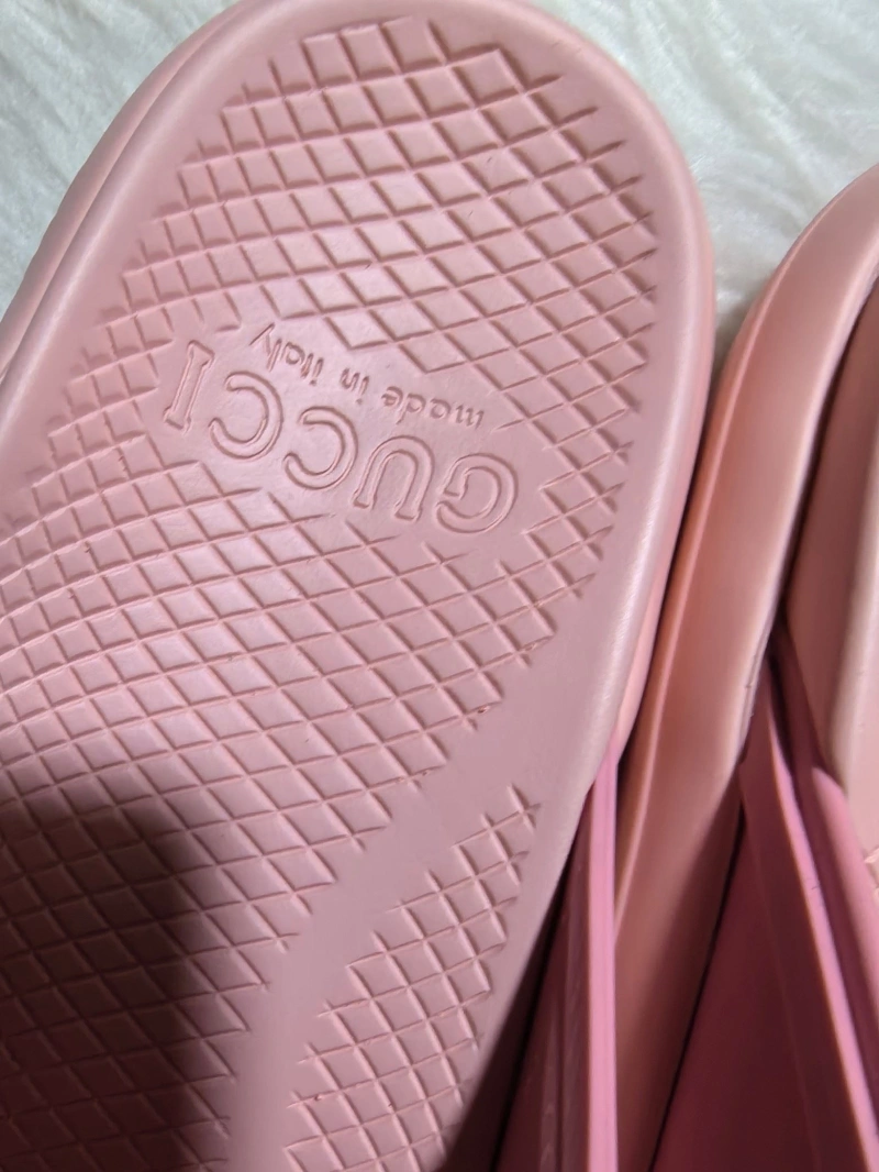 Sophisticated Gxccx Slippers 162256