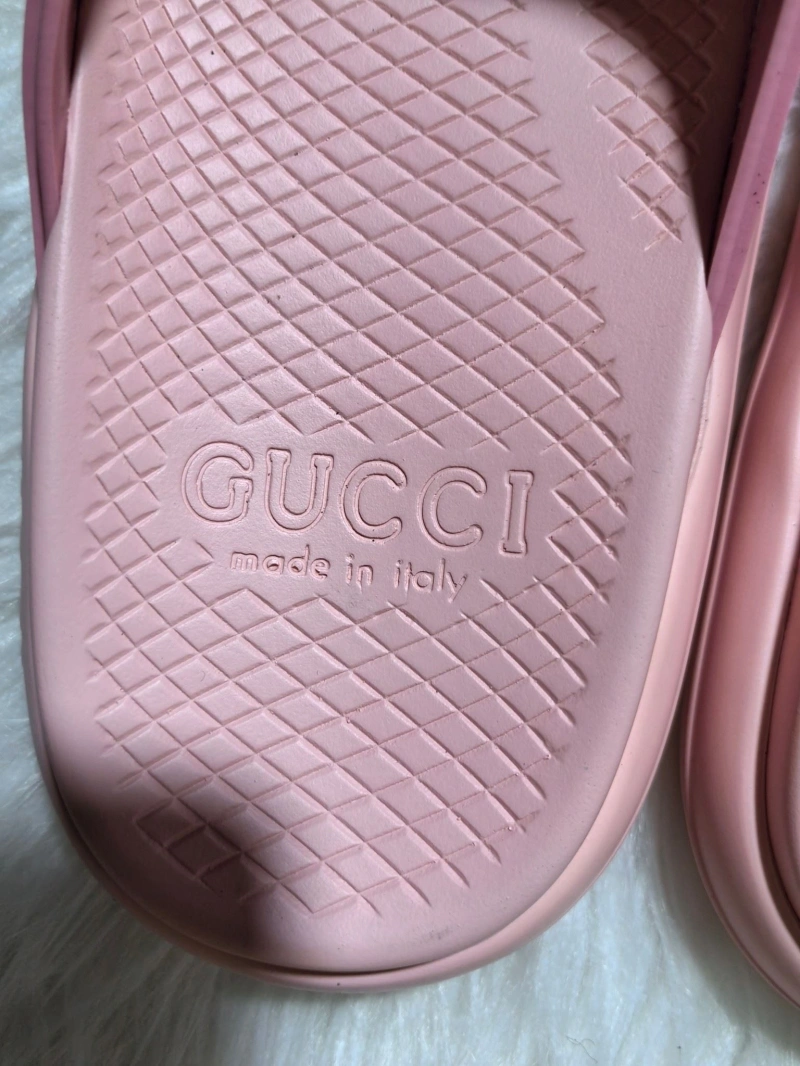 Sophisticated Gxccx Slippers 162256