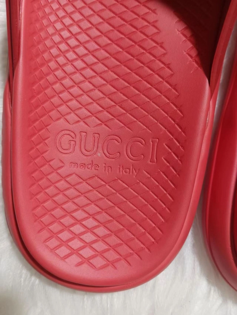Versatile Gxccx Slippers 162246