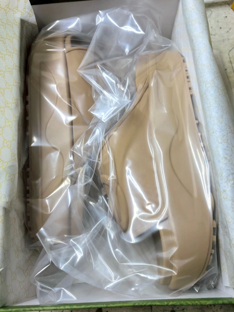 Gxccx Slippers Sophisticated 162235