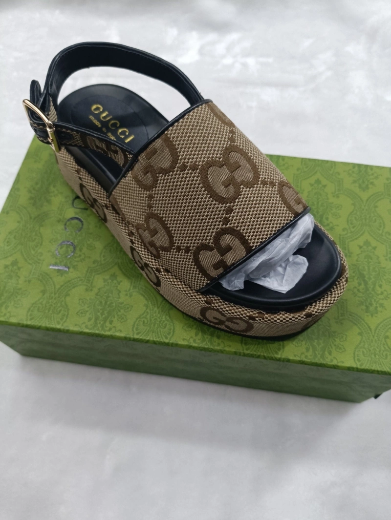 Cozy Gxccx Slippers 162226