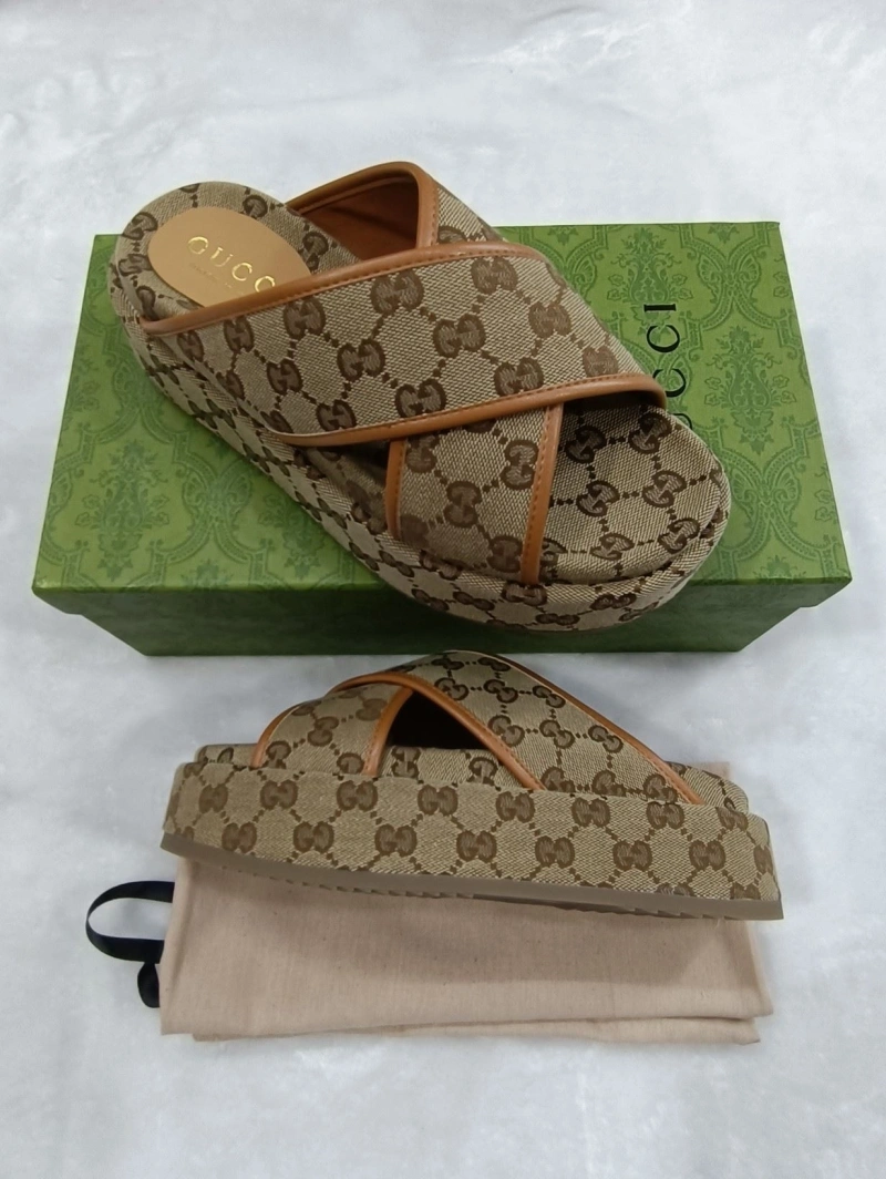 Cozy Gxccx Slippers 162225