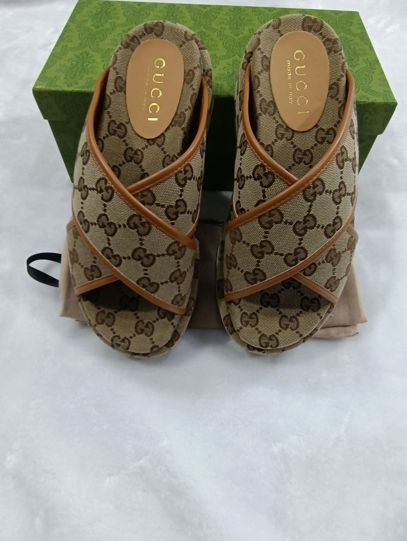 Cozy Gxccx Slippers 162225