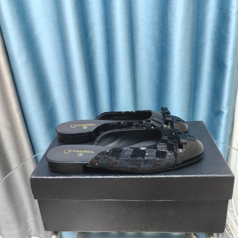 Chxnxl Slippers Vibrant 127995