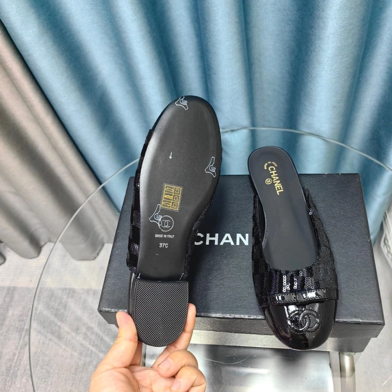 Chxnxl Slippers Vibrant 127995