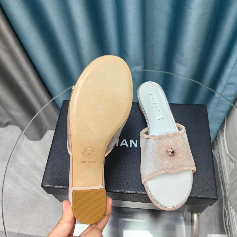 EasyMatch Chxnxl Slippers 127992