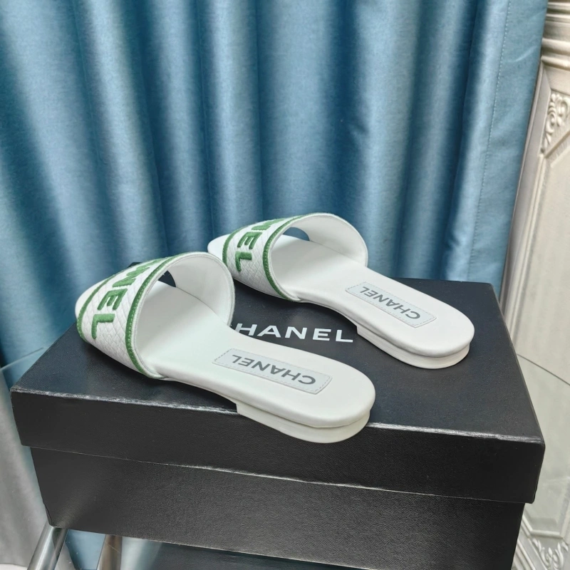 Modern Chxnxl Slippers 127981