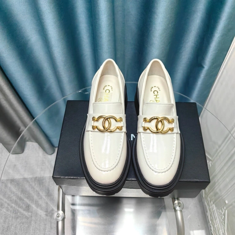 Vibrant Chxnxl Leather Shoes 128764