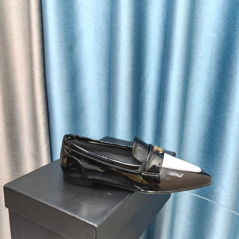 Flexible Chxnxl Leather Shoes 128747