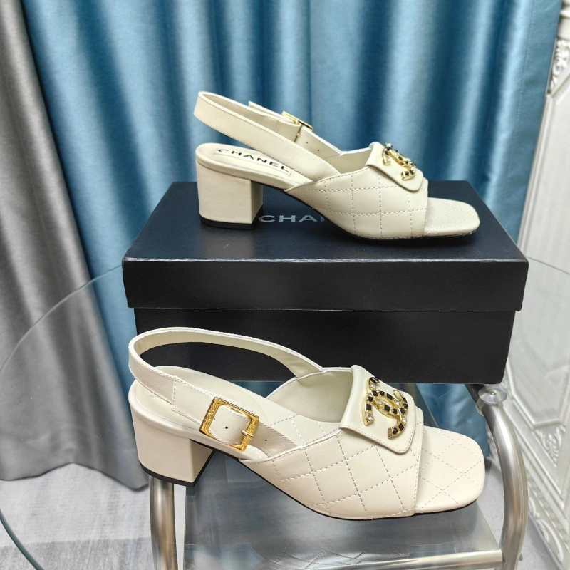 ModernLook Chxnxl Sandals 128396