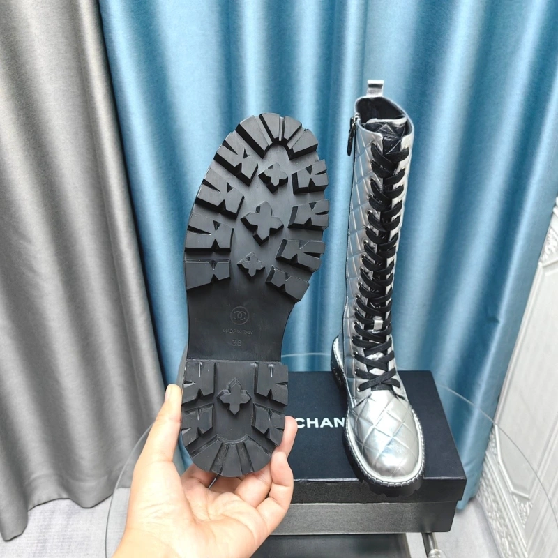 WellDesigned Chxnxl Boots 129674