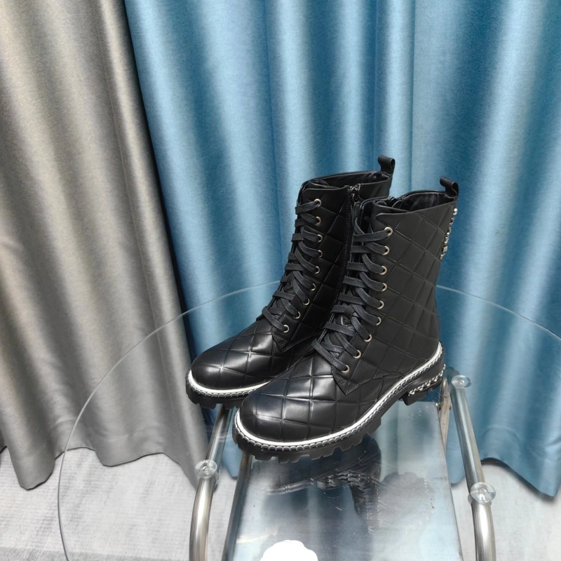 Sophisticated Chxnxl Boots 129691