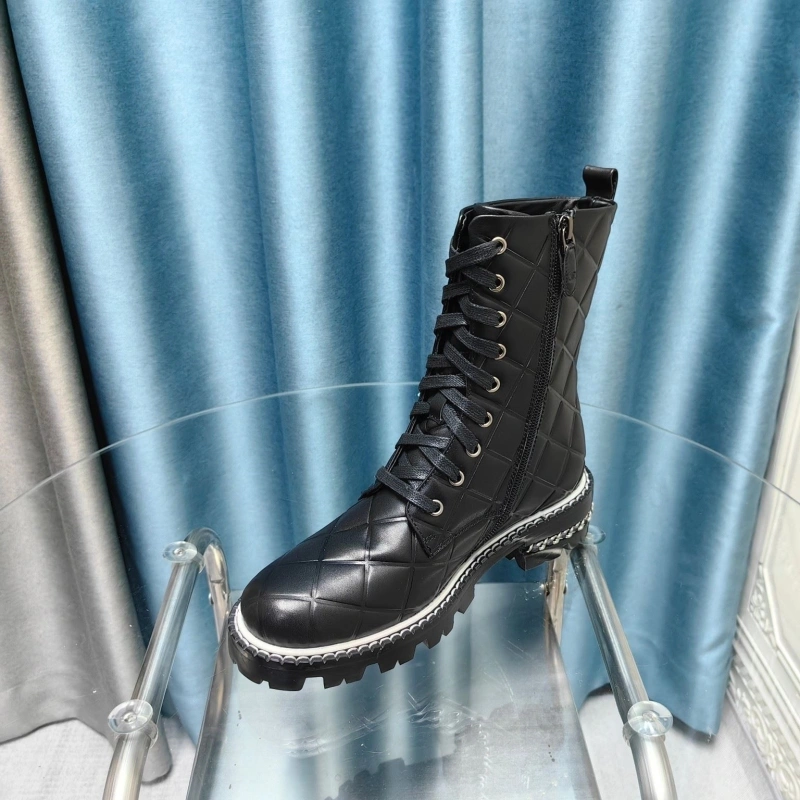 Sophisticated Chxnxl Boots 129691