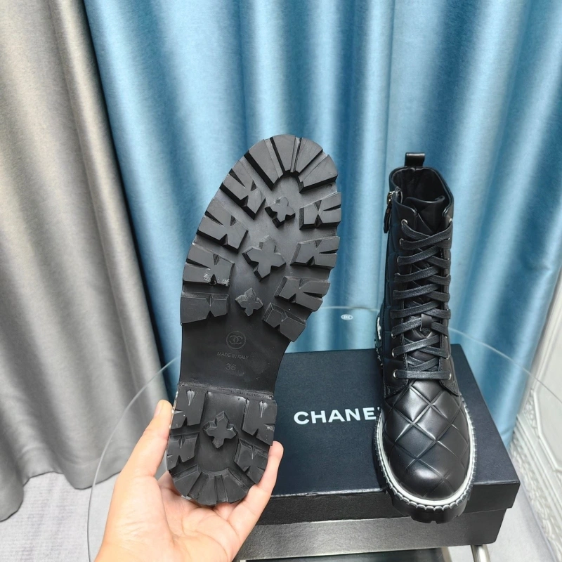 Sophisticated Chxnxl Boots 129691