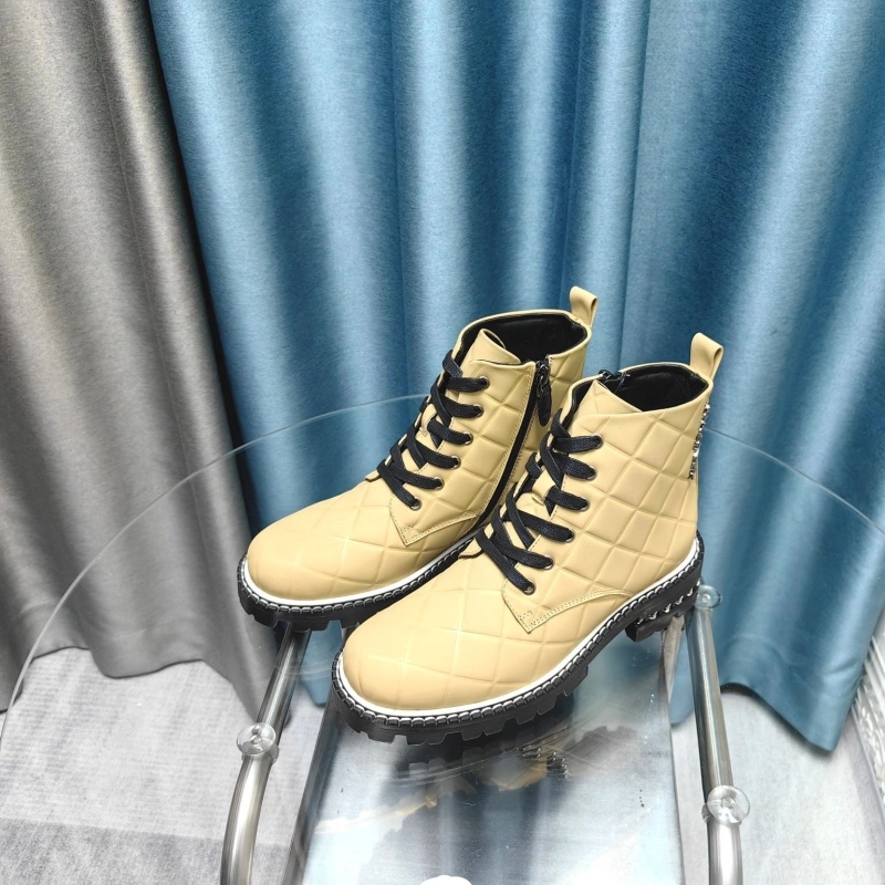 EyeCatching Chxnxl Boots 129673