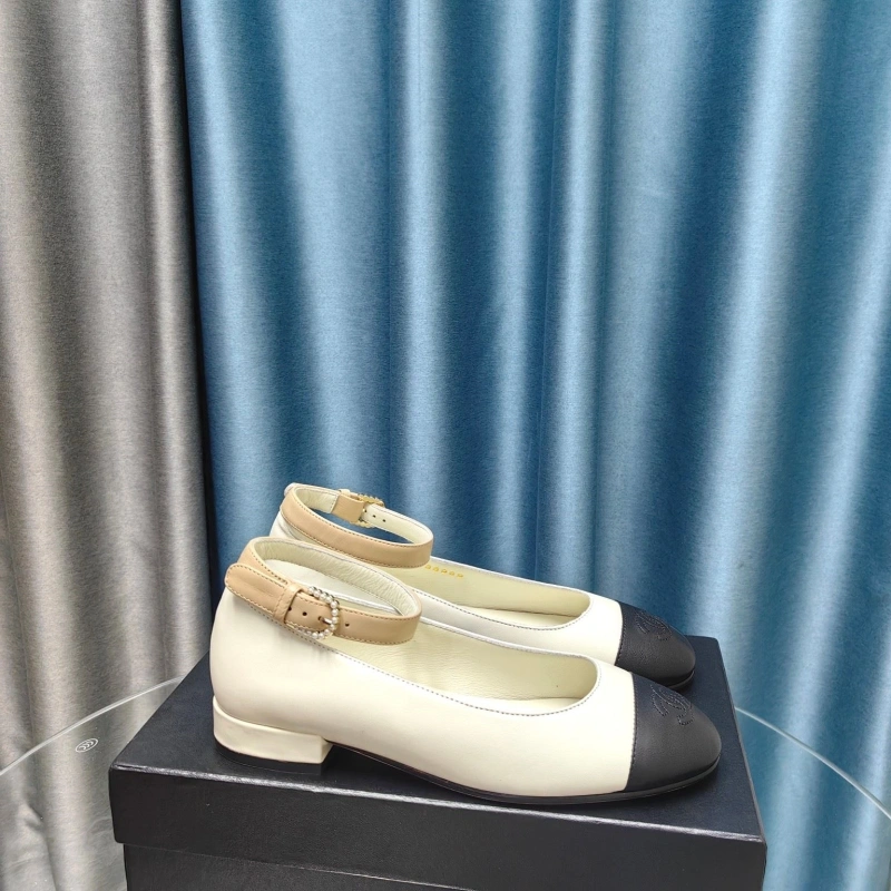 Bold Chxnxl High Heels 128955
